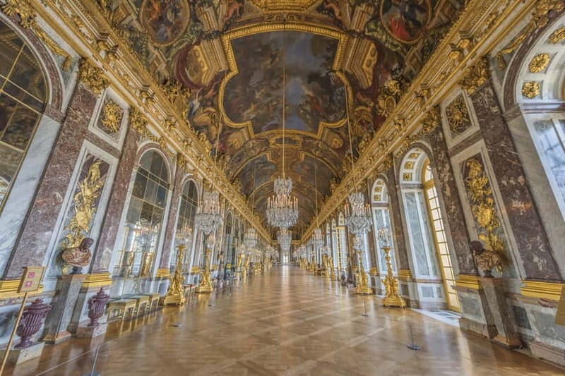 Paris: Palace of Versailles Guided Tour with Bus Transfers - Price and value: is $101 a fair deal?