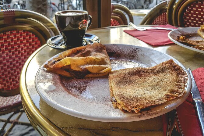 Paris Private Tour to Louvre Museum & French Crepes - Arts-et-Métiers: riding the metro for a different kind of Paris