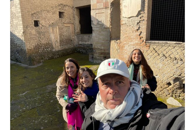 Pompeii 2 hours Private guided tour, A JOURNEY THROUGH THE TIME - The Forum and the Vesuvius moment that ties it together