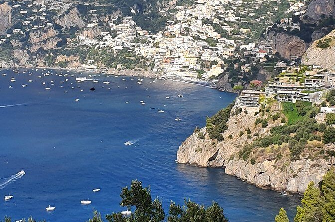 Pompeii and Amalfi coast day tour - Amalfi: cathedral area and the seafront promenade hour