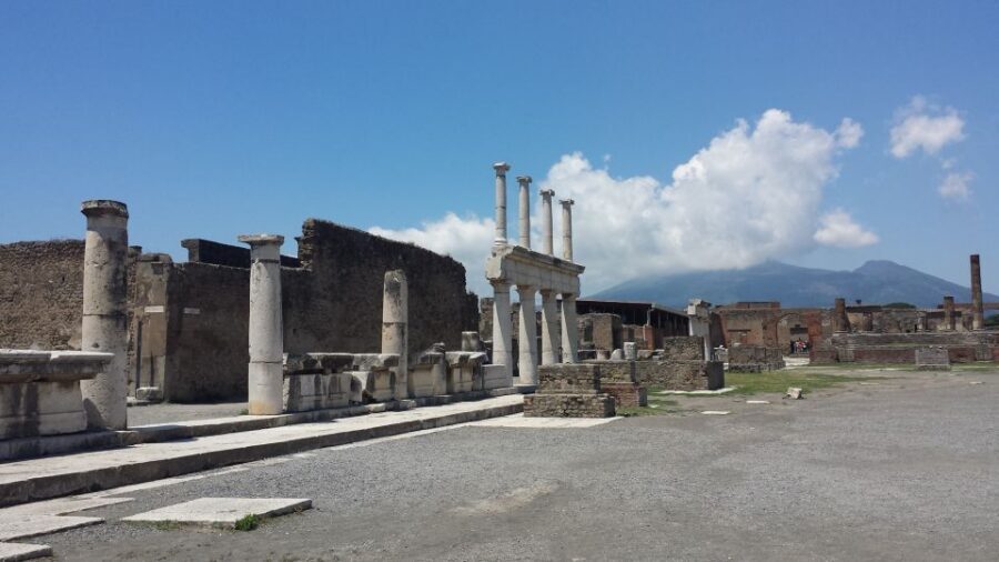 Pompeii and Herculaneum: Private Tour from Naples - Why Pompeii and Herculaneum in One Private Day Works