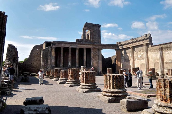 Pompeii and Herculaneum Ruins Private Tour - Herculaneum in 90 minutes: when the pace is the point