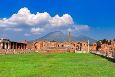 Pompeii and Mount Vesuvius SELECT tour