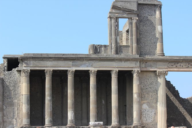 Pompeii and Vesuvius from Naples. Private activity - Who this Pompeii and Vesuvius day fits best