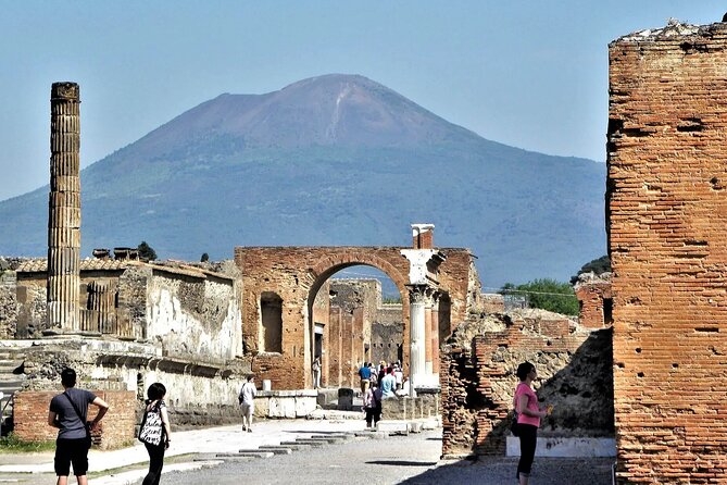Pompeii: Exclusive Private Walking Tour with an Archaeologist - Key reasons this Pompeii tour earns repeat bookings