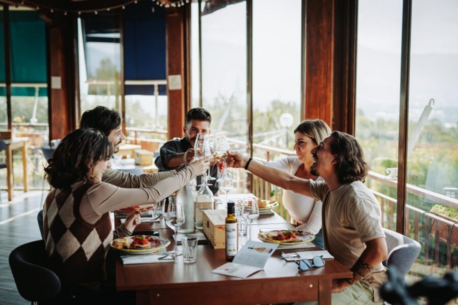 Pompeii: Guided Day Trip to Ruins and 2 Wineries Visits - Lunch With Tastings: Food That Makes the Day Worth It