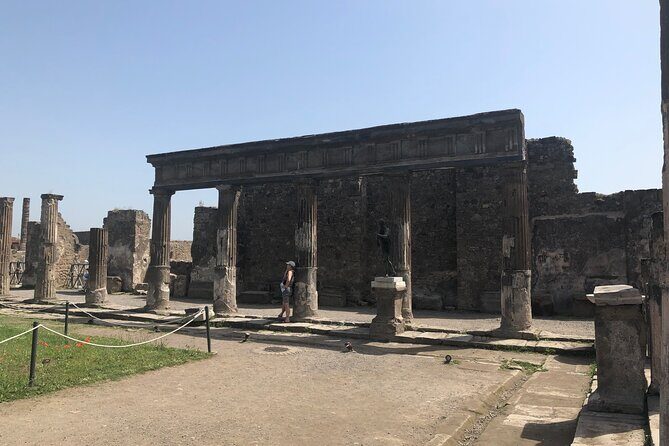 Pompeii, Positano and Amalfi Coast Private Day Tour from Rome - Chauffeur transport and the real rhythm of the Amalfi drive