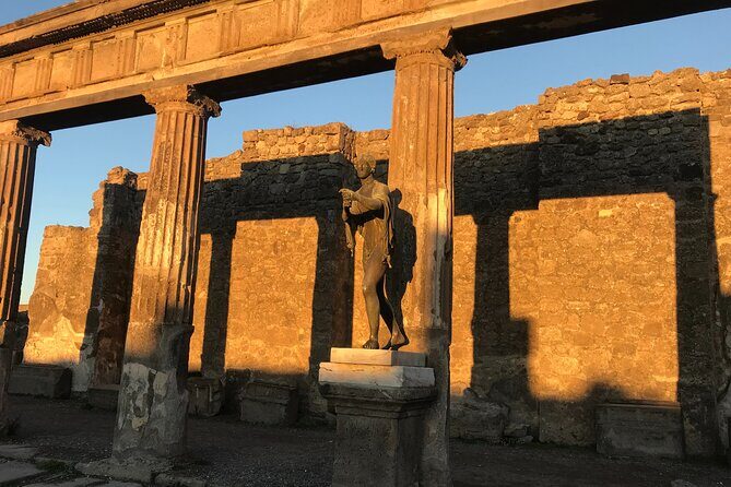 Pompeii Private Tour with expert local guide - Price and logistics: is $228.78 worth it?