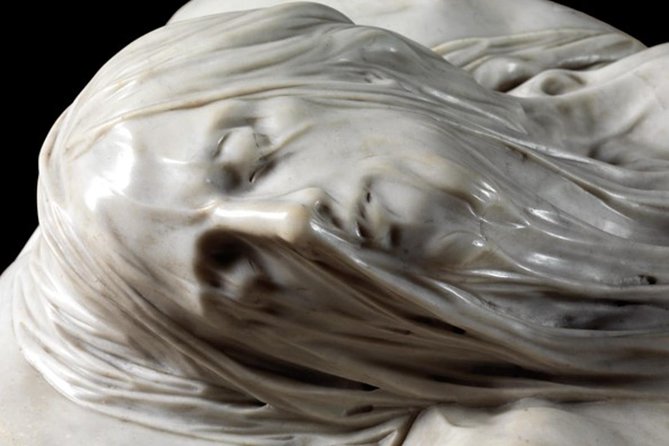 Pompeii ruins and the city of Naples with private transportation - Spaccanapoli and Duomo di Napoli: how neighborhoods and cathedrals connect