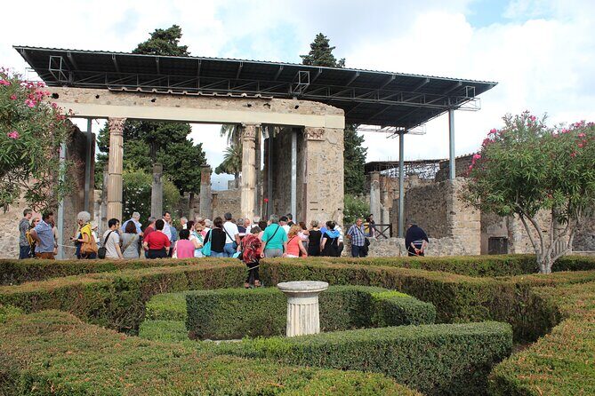 Pompeii Skip-the-Line Tour – Private and limited group options - Archaeologist-Guided Explanations in English (and Tips to Keep Going)