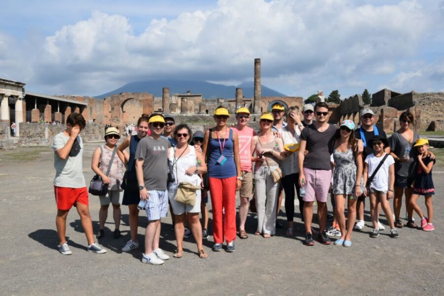 Pompeii Skip-the-Line Tour with Expert Archeological Guide - The cameo workshop stop: a clever warm-up (and a restroom option)