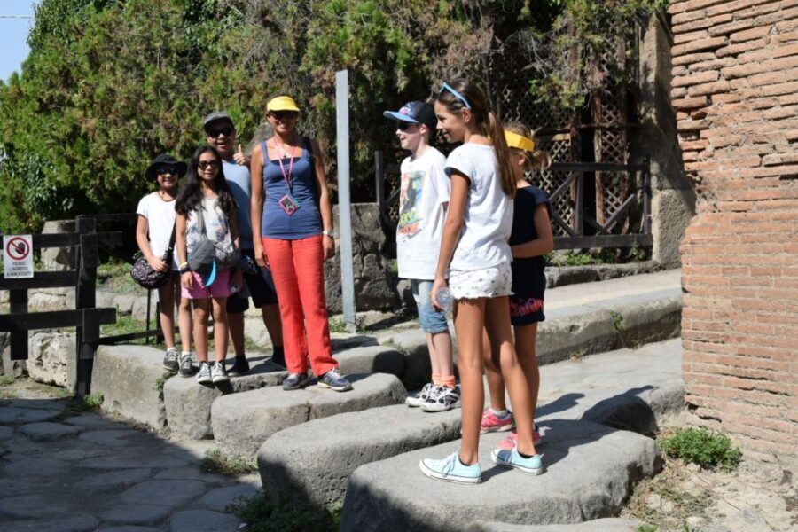 Pompeii Skip-the-Line Tour with Expert Archeological Guide - Temples and photo stops: Jupiter and Apollo
