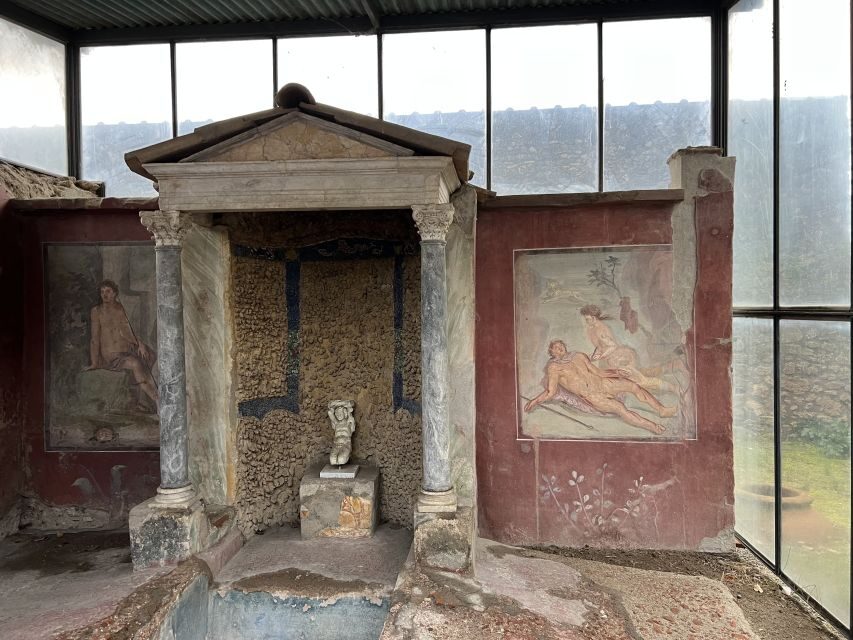 Pompeii: Small-Group Guided Tour with Skip-the-Line Ticket - Should You Book This Pompeii Guided Tour?