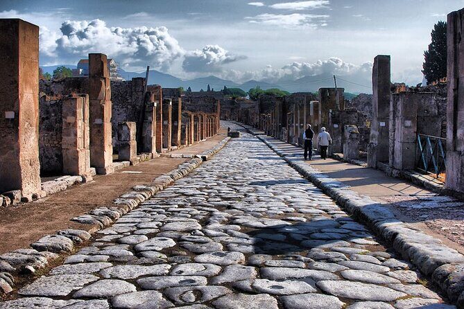 Pompeii Small Group Tour - Tickets Included - Why this Pompeii tour feels like the smart play