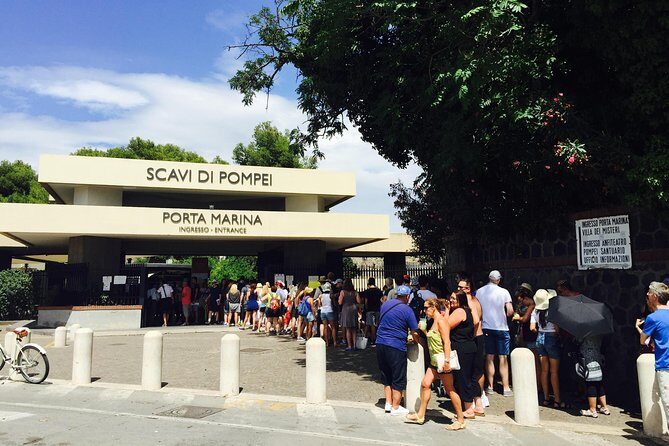 Pompeii Small Group Tour with an Archaeologist - The Lupanar and the smaller moments that make the city feel real