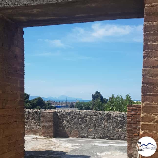 Pompeii Tour with Archaeological Expert and Lunch - Wrap-up and lunch: pizza or cherry-tomato spaghetti with water