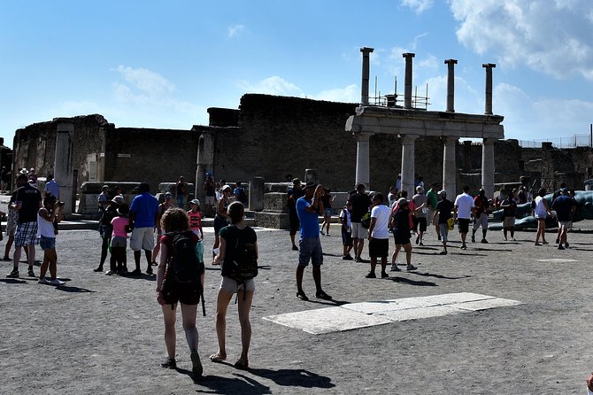 Pompeii tour with entrance ticket! - Should You Book This Pompeii Tour?
