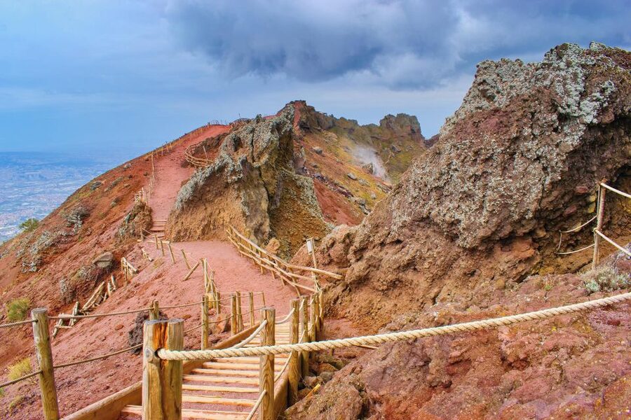 Pompeii & Vesuvius - Crater time and Gulf of Naples views: the best part needs the right mindset
