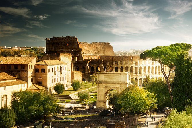 Premium Colosseum, Palatine Hill & Roman Forum Private Tour - Arch of Constantine: A 5-Minute Detour With Big Meaning