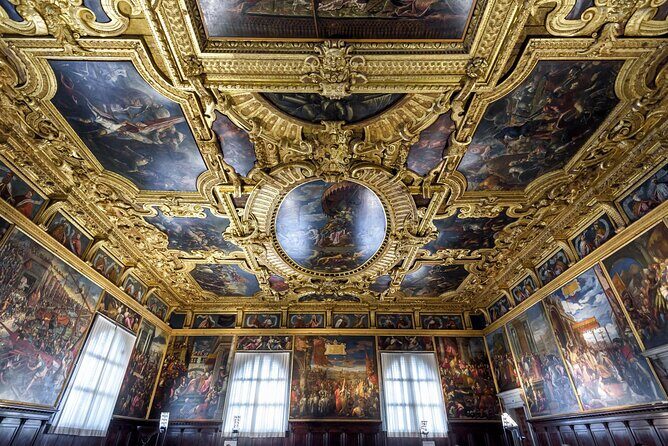 Private 4hrs Venice Tour: Doge's Palace, Grand Canal & St Mark's - St Mark’s Basilica interior: strict entry, big payoff