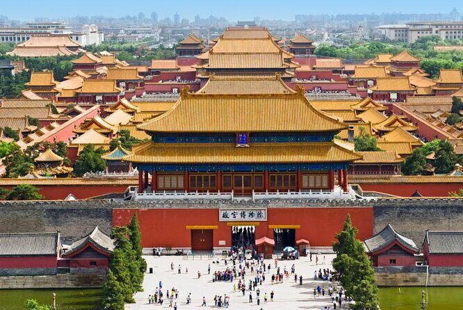 Private Beijing Walking Tour of the Forbidden City with 7 Options - How the tour feels in real life: guided order inside major crowds