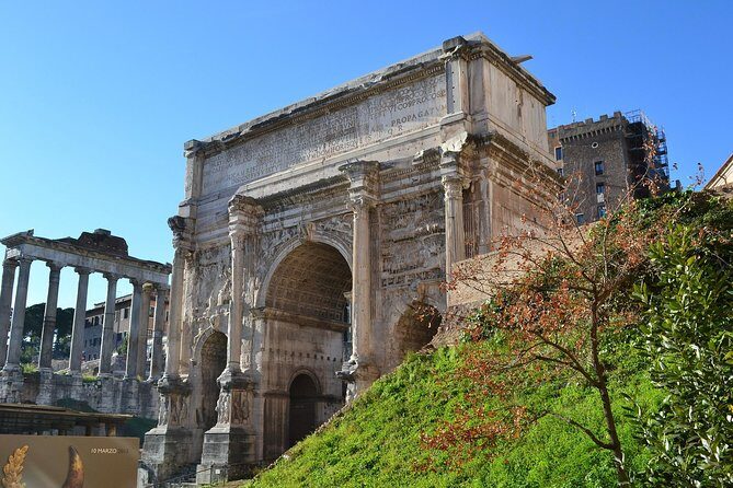 Private Colosseum & Ancient Rome tour with pick up - The guide experience: what you gain from private attention