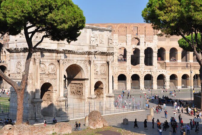 Private Colosseum Roman, Forum and Palatine Hill Tour - Roman Forum: Temples, Center Stage, and Julius Caesar