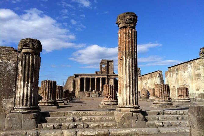 Private day tour: Pompei and Herculenium. - Lunch and the road: how to handle the not-included meal
