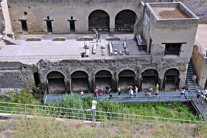 Private Day Tour to Vesuvius, Herculaneum & Pompeii with Pick Up - Price and value: is $120.98 per person worth it?