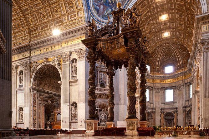 Private Early Morning Vatican Tour with St. Peter's Basilica - Dress code, security lines, and the one thing to watch