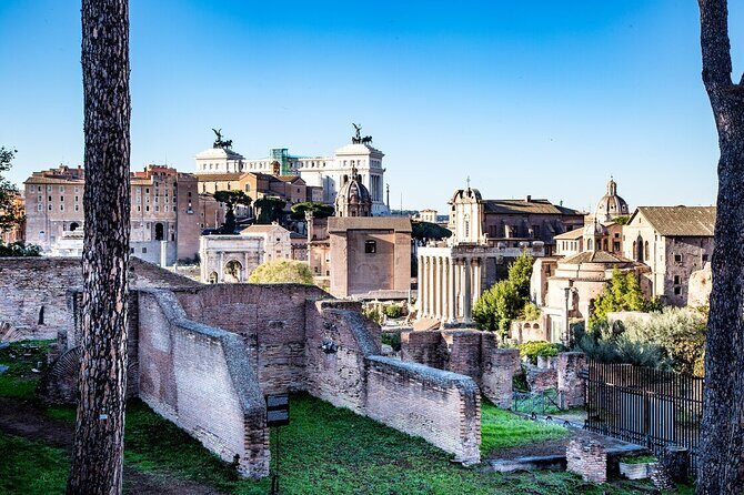 Private Guided Tour in the Colosseum and Ancient Rome - Price and value: is $301.20 worth it?