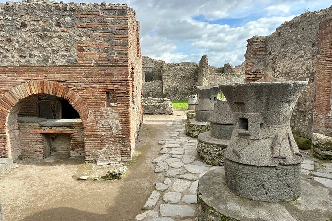 Private Guided Tour of Pompeii Excavations - The Practical Bits: Mobile Ticket, English, and Getting There