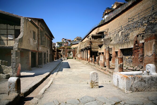 Private Herculaneum for Families: Kids Archaeology Adventure - Antiquarium: charred wood and everyday objects kids can understand