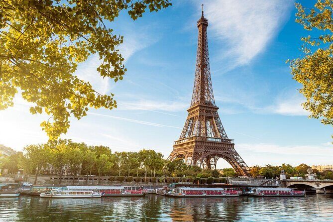 Private Paris City Night Sightseeing Tour - Why a private night route works so well in Paris