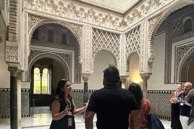 Private tour and tickets of Alcazar & Cathedral of Seville - Why the Alcazar + Cathedral combo is such good value