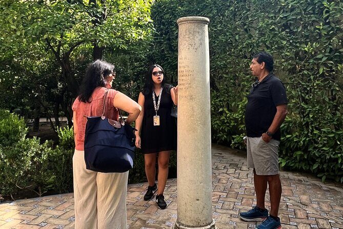 Private tour and tickets of Alcazar & Cathedral of Seville - Meeting point and timing: what to expect on arrival