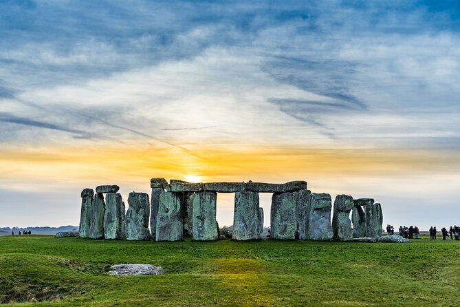 Private Tour of Stonehenge and Salisbury Cathedral - Weather and Timing: The Small Things That Can Matter