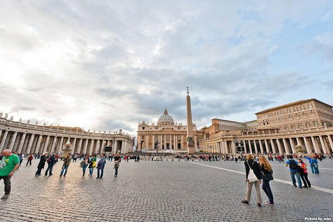 Private Tour of the Vatican Museums and Sistine Chapel - A 3-hour private Vatican plan that doesn’t waste your energy