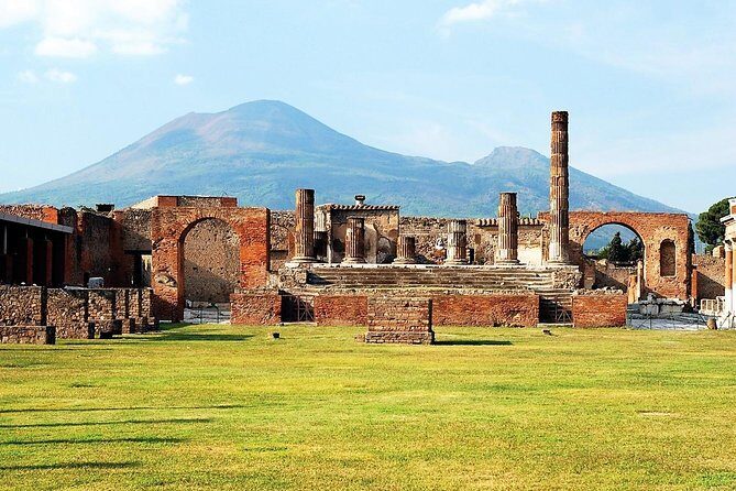 Private Transfer from Naples to Sorrento with Stop at Pompeii - Price and value: what $228.18 buys you (and what you’ll add)