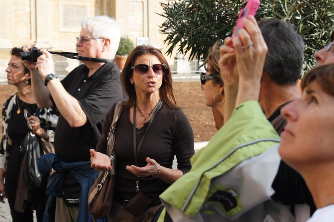 Private Vatican In Depth 5-Hour Tour - Skip The Line - Meeting at Via Tunisi: Finding Your Guide Fast