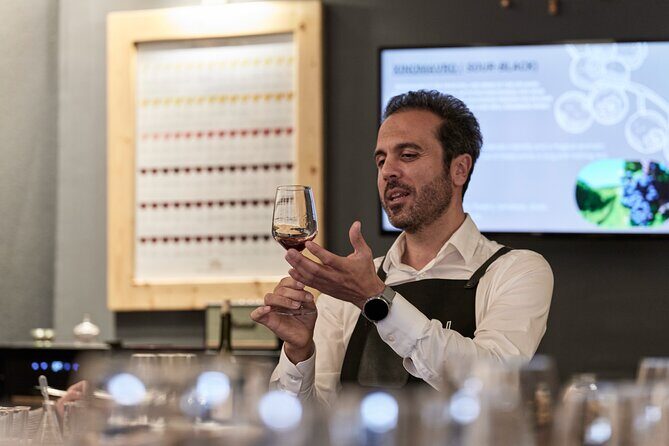 Private Wine Tasting near Acropolis - Private Wine Tasting in Athens at 8:30 pm: a smooth 2-hour plan