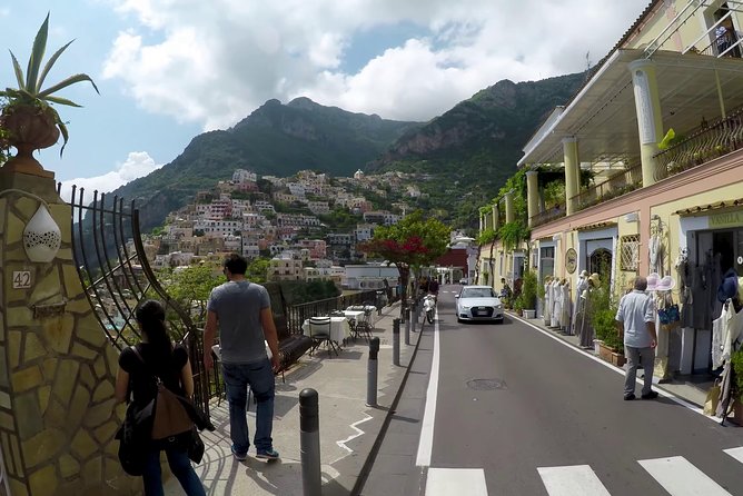 PrivateTransfer NAPLES to POSITANO or vv (with Stop option in Pompeii ) - Who this Naples to Positano ride is best for