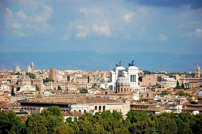 Rome and Vatican Private Tour with Driver and Vatican Guide - Colosseum exterior in 30 minutes: big wow, no ticket required