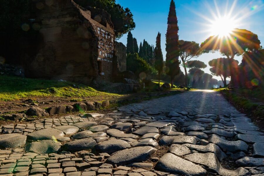 Rome: Colosseum, Ancient Rome and Catacombs Tours & Tickets - Roman Forum and Palatine Hill: The Nerve Center of Power