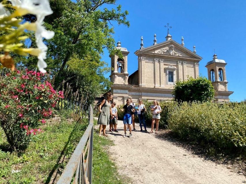 Rome: Colosseum and Roman Forum Small Group Tour in German - The Roman Forum walk: legend, law, and the politics underneath