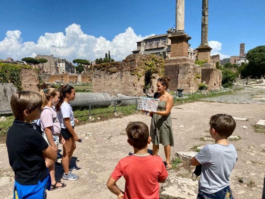 Rome: Colosseum and Roman Forum Small Group Tour in German - What you’ll learn inside the Colosseum