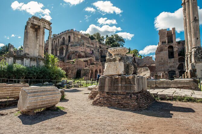 Rome: Colosseum Arena, Roman Forum and Palatine Hill Guided Tour - Weather and arena-floor closures: how to manage expectations