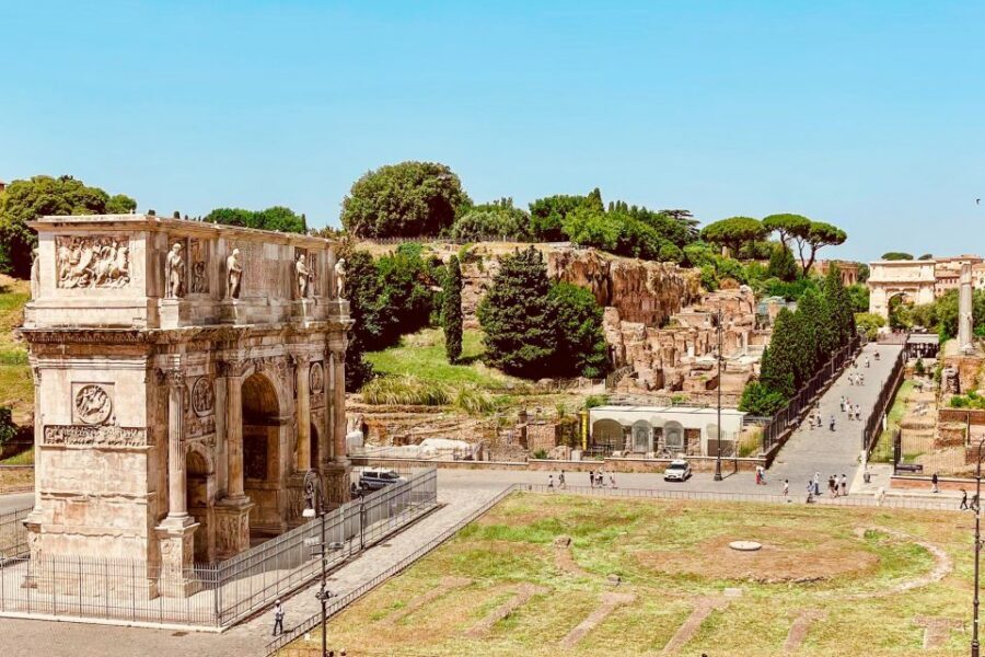 Rome: Colosseum, Palatine Hill and Roman Forum Guided Tour - Arch of Titus and the Via Sacra Walk to Palatine Hill