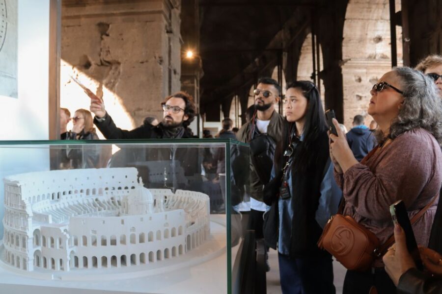 Rome: Colosseum, Roman Forum and Palatine hill guided tour - Who This Tour Suits Best (and Who Might Want Something Else)