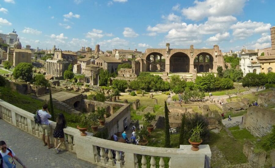 Rome: Colosseum, Roman Forum, and Palatine Hill Tour - The Stories That Make These Ruins Click
